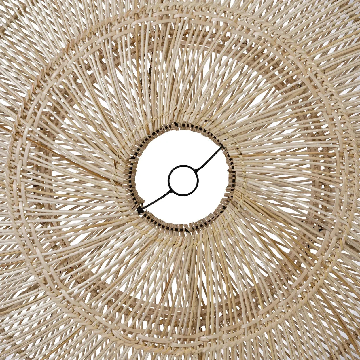 Suspension en rotin macaron naturel 110 cm artisanale avec luminaire en rotin tressé