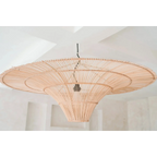 Suspension en rotin naturel 60x60 cm avec luminaire en rotin large et en couches