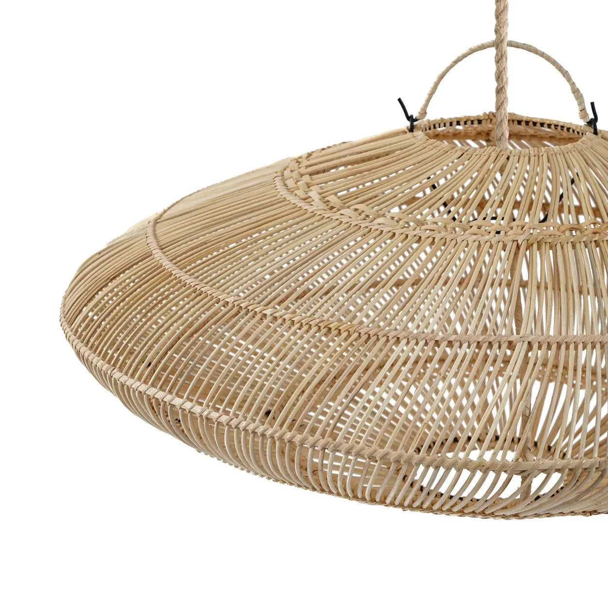 Suspension en rotin naturel forme soucoupe ajourée avec support en corde, diamètre 75 cm