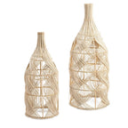 Suspension en rotin naturel tressé forme bouteille ondulée – H70 cm
