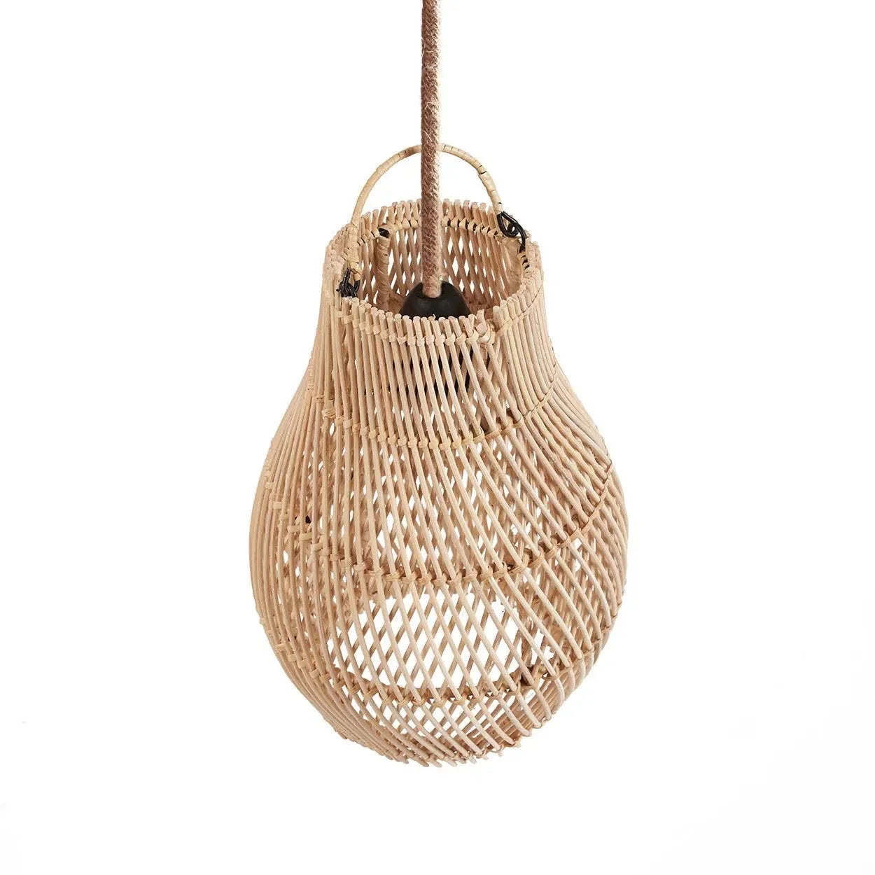 Suspension en rotin naturel tressé forme ovale – Ø20 cm