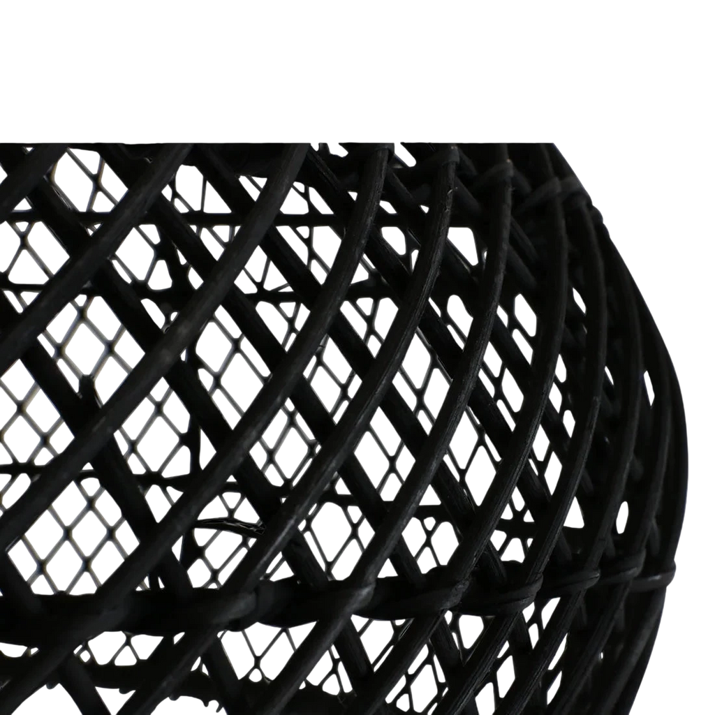 Suspension en rotin noir ajouré forme gourde Ø42 cm