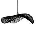 Suspension en rotin noir ondulée de 75 cm de diamètre avec luminaire en forme de pendentif
