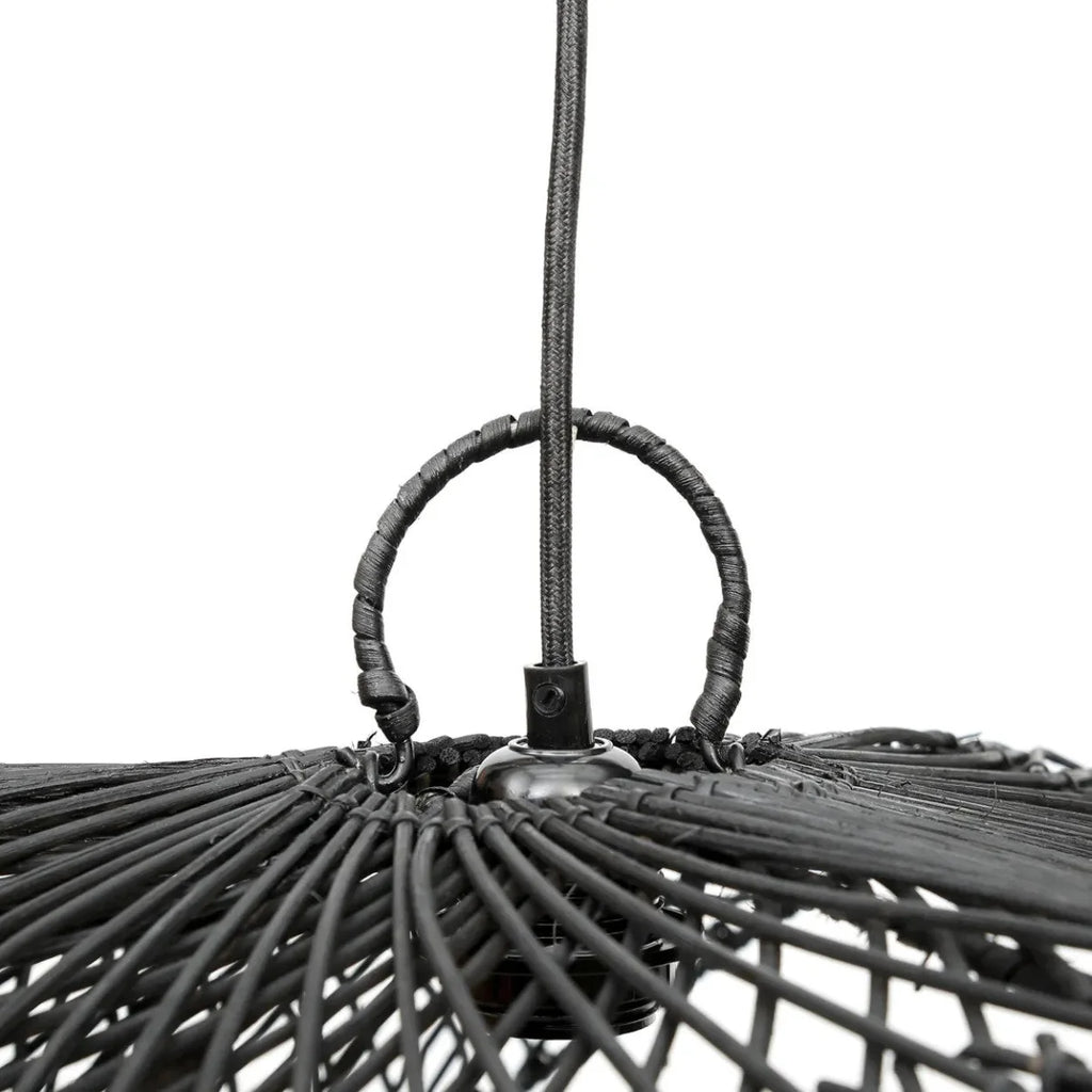Suspension en rotin noir ondulée avec luminaire en rotin tressé de 75 cm de diamètre