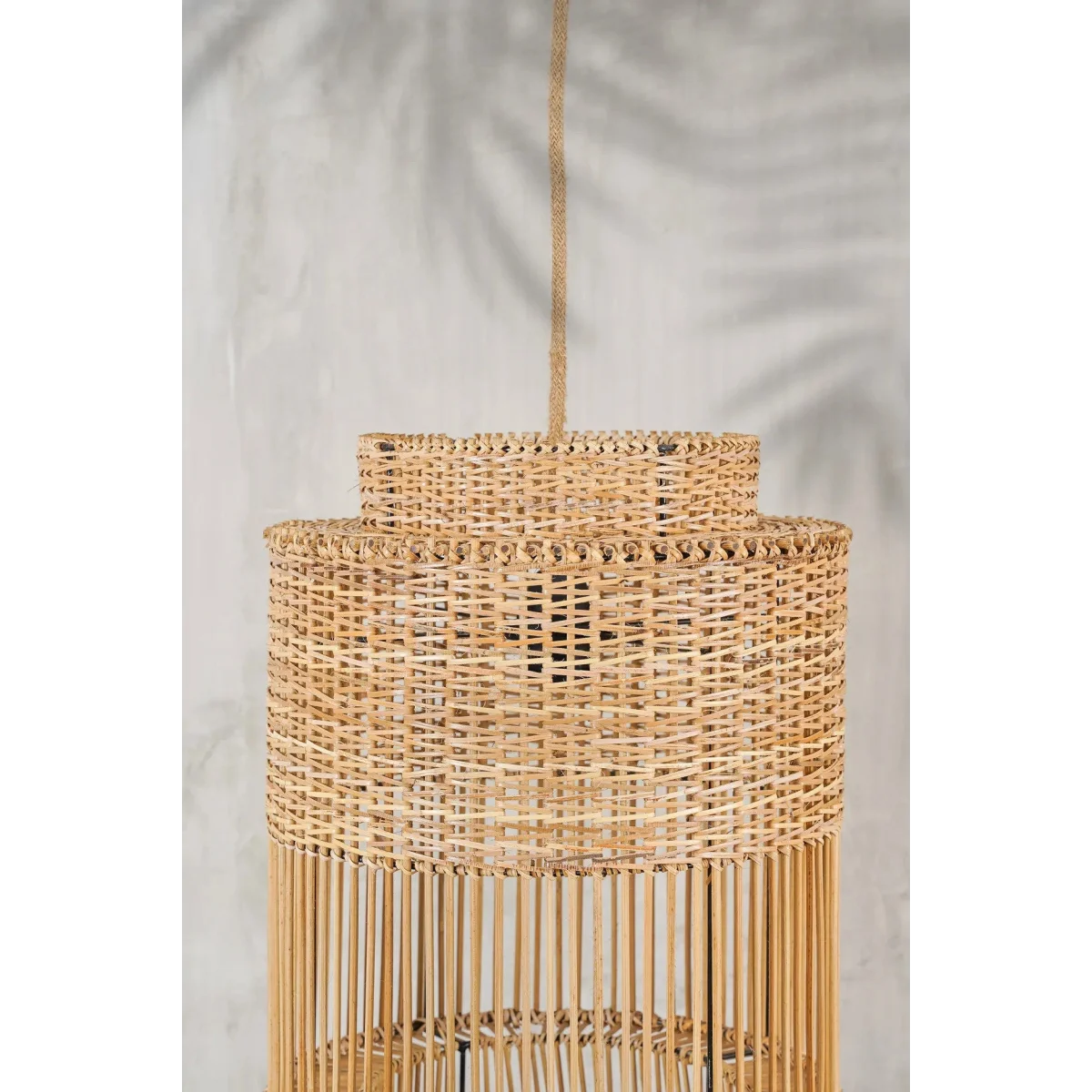 Suspension en rotin tressé naturel à niveaux avec luminaire en bambou Ø30 cm