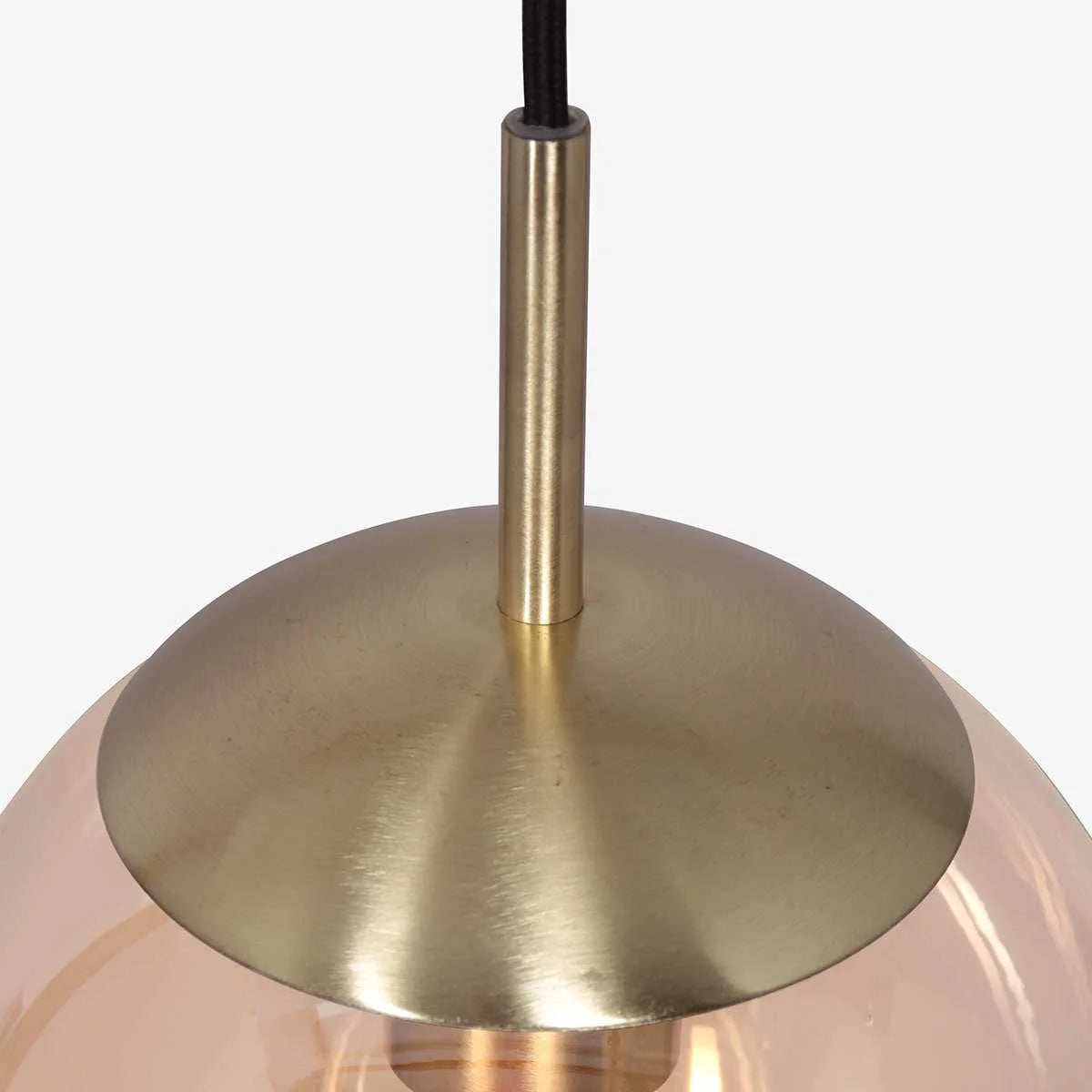 Lustre en verre ambre et métal doré sphère de 25 cm de diamètre