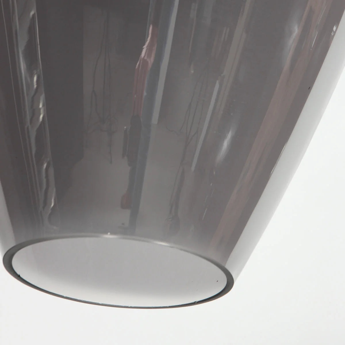 Contenant translucide gris en verre fumé noir pour cuisine ou salle à manger