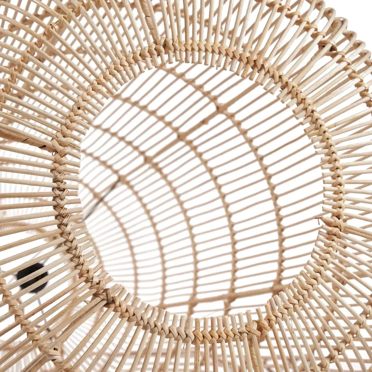 Suspension XL en rotin naturel fabriquée à la main avec abajour en rotin tressé
