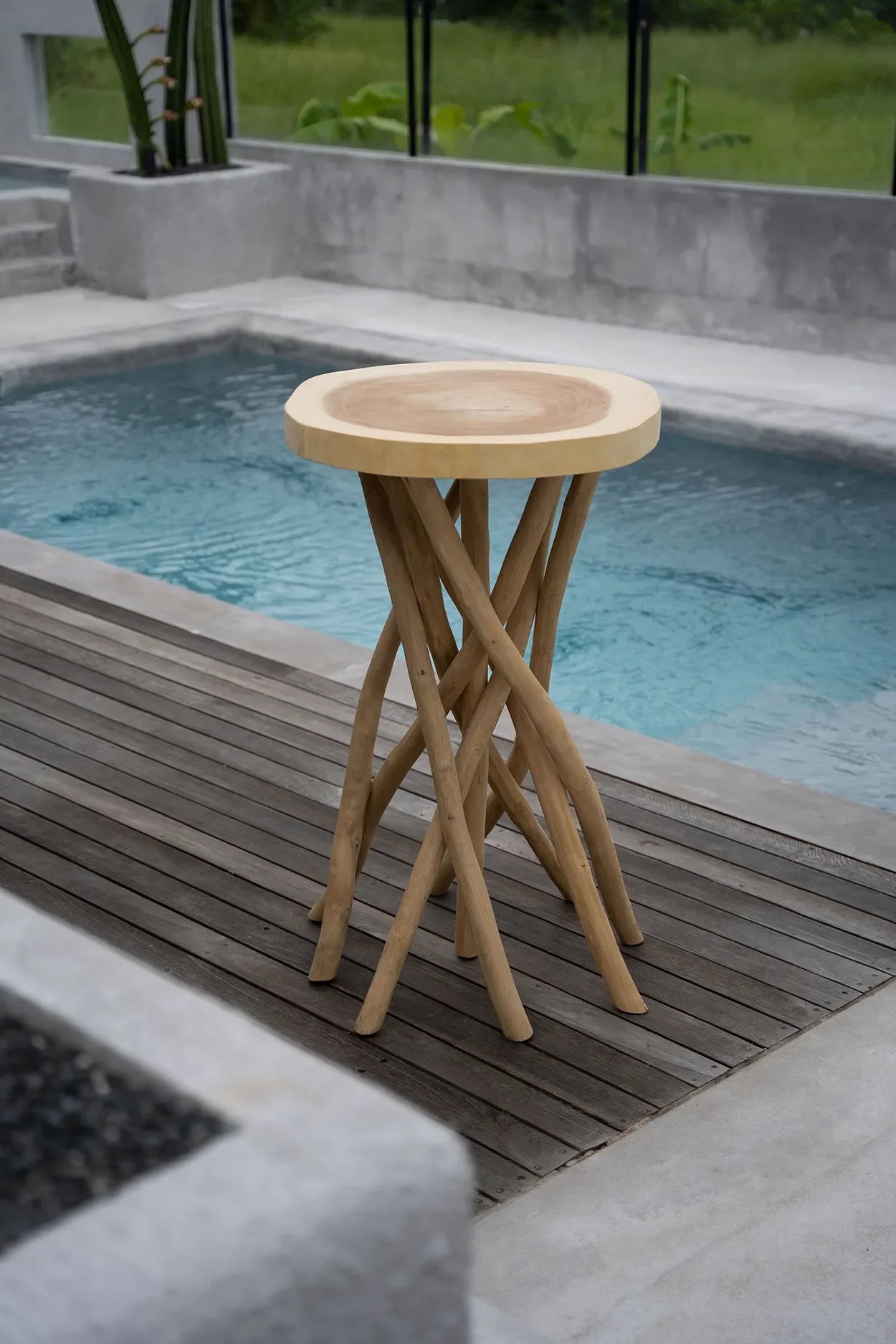 Table de bar en bois de Suar et Teck 103 cm intérieur/extérieur
