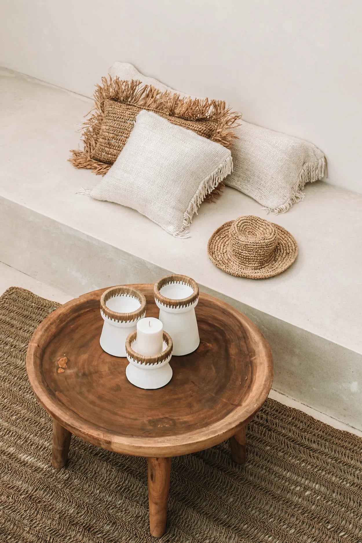 Table basse en bois massif Munggur naturel 70x70 cm, meuble rustique chic