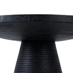 Altitude description de La table basse Hi Matata Noire, table ronde en bois noir avec rainures