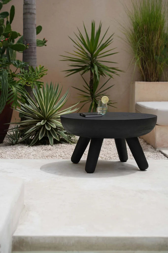 Table basse ronde noire d’extérieur La table basse Losten Noir pour patio et jardin