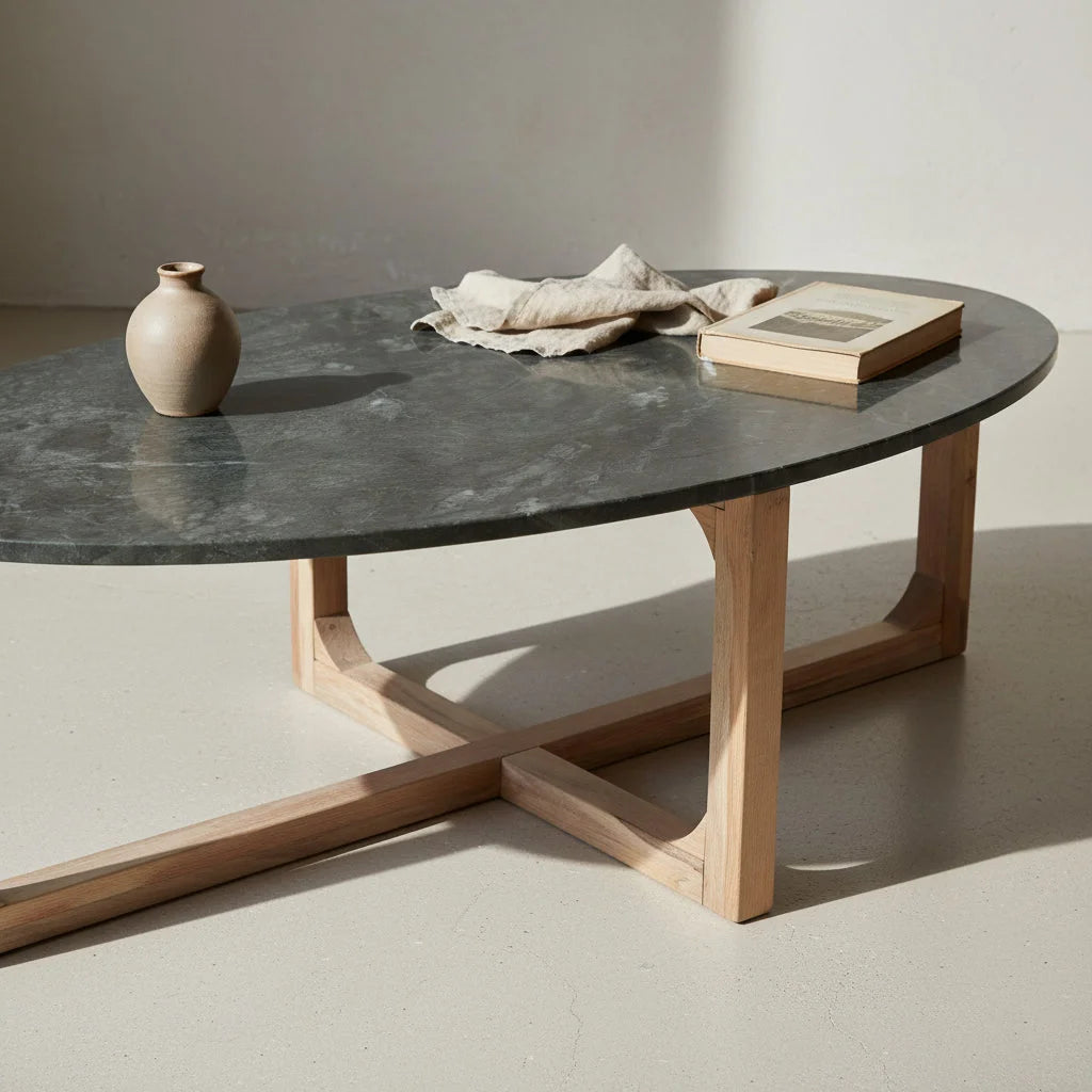 Table basse ovale élégante en marbre gris foncé et bois clair, 120x60 cm