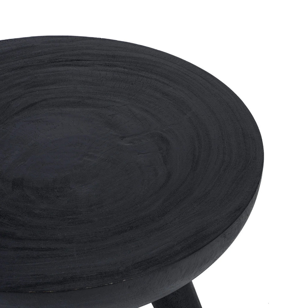 Table basse ronde en bois noir texturé – Ø78 cm