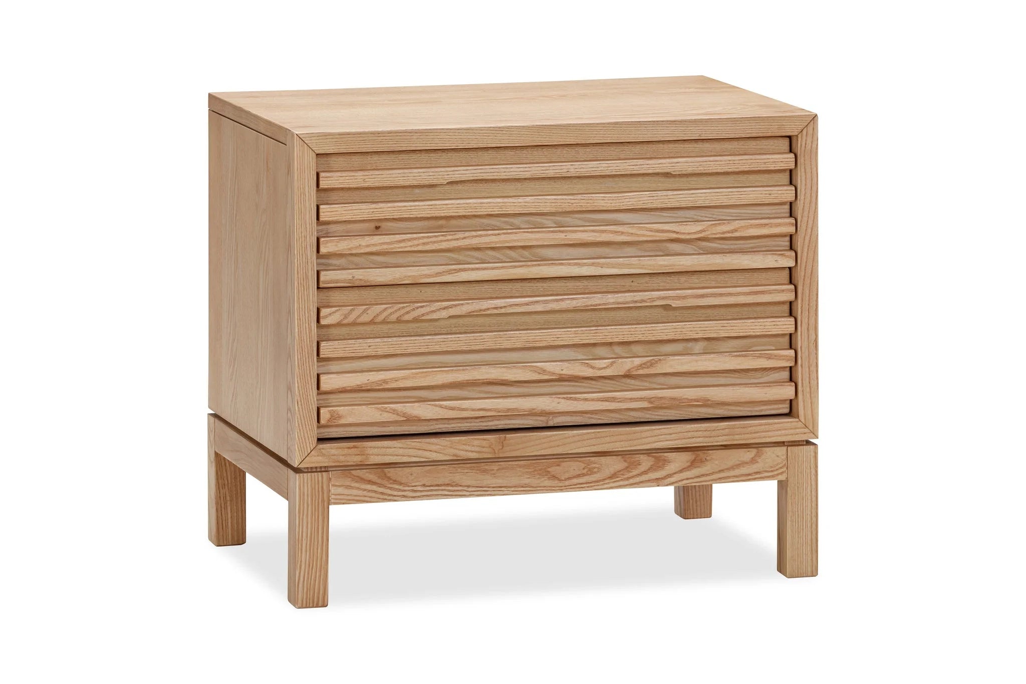 Table de chevet en frêne clair à tiroirs lattés horizontaux, 61x41 cm