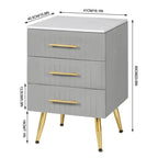 Dimensions détaillées de la table de chevet en velours gris avec 3 tiroirs, idéale pour un rangement pratique dans une chambre contemporaine.