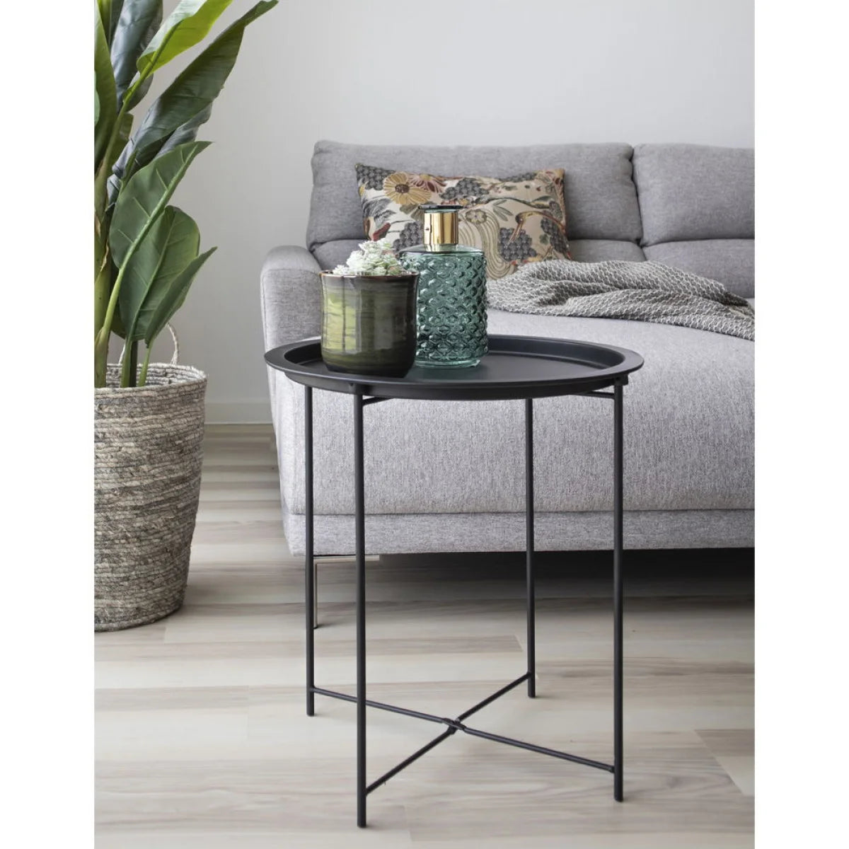 Table d’appoint en acier noir rond Ø47 cm à base jambes croisées