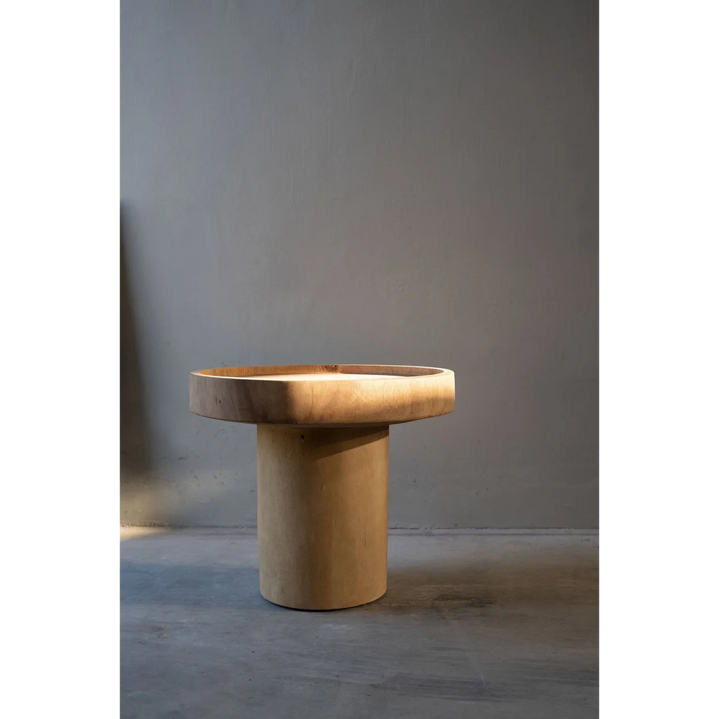 Table d’appoint en bois de suar naturel avec plateau carré de 60x60 cm