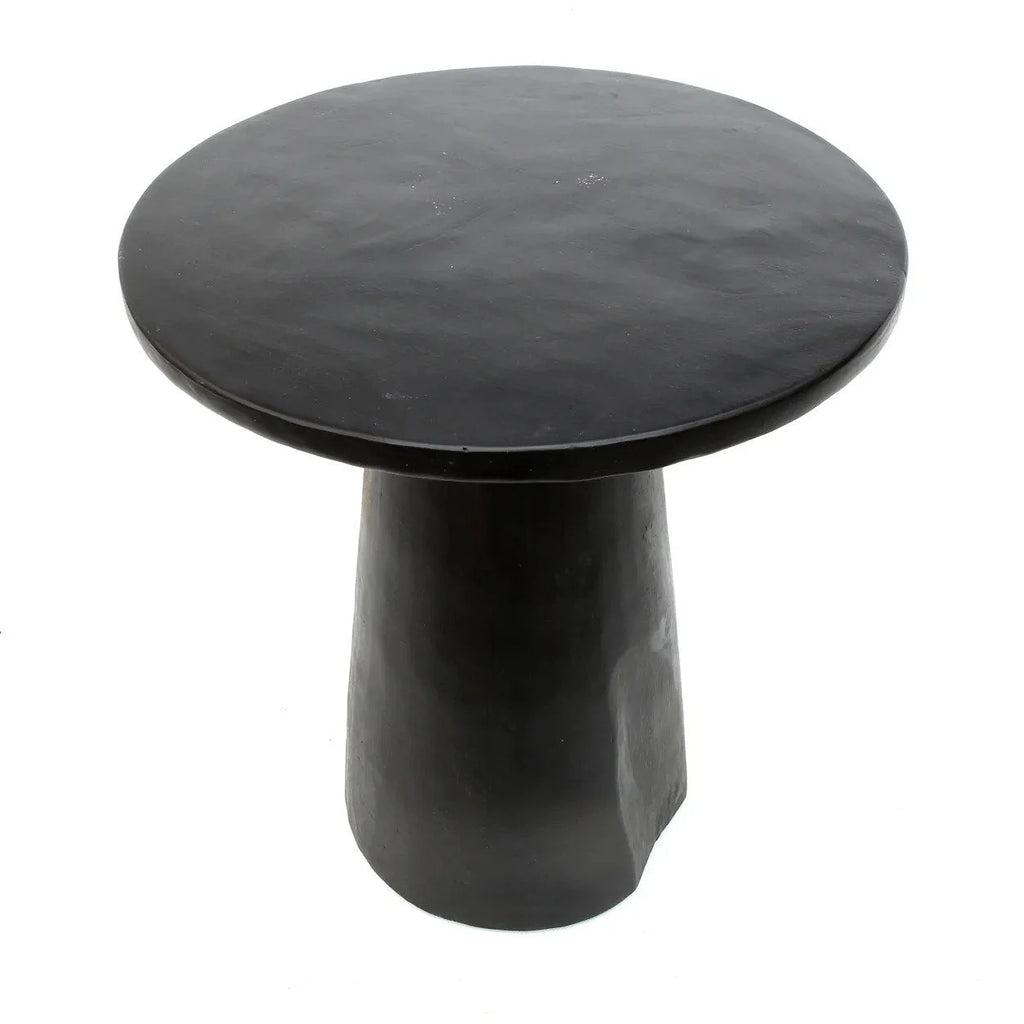 Table d’appoint conique en bois de Munggur noir avec socle rond et piètement en bois