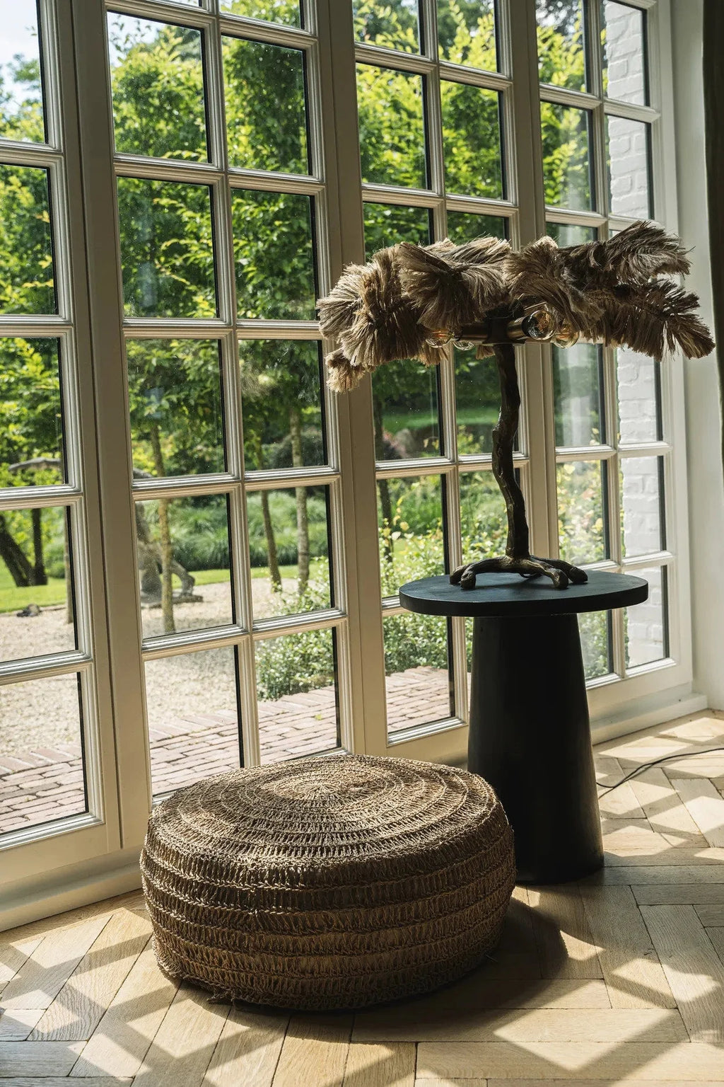 Ottoman rond en jute tissé pour la décoration intérieure élégante