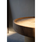 Table d’appoint cylindrique en bois de suar naturel – Ø40 cm