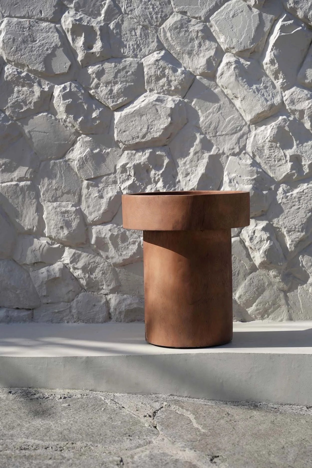 Table d’appoint cylindrique en bois de suar naturel – Ø40 cm