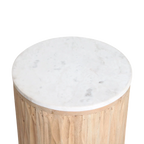 Table d’appoint ronde en marbre blanc et bois clair cannelé, Ø40 cm