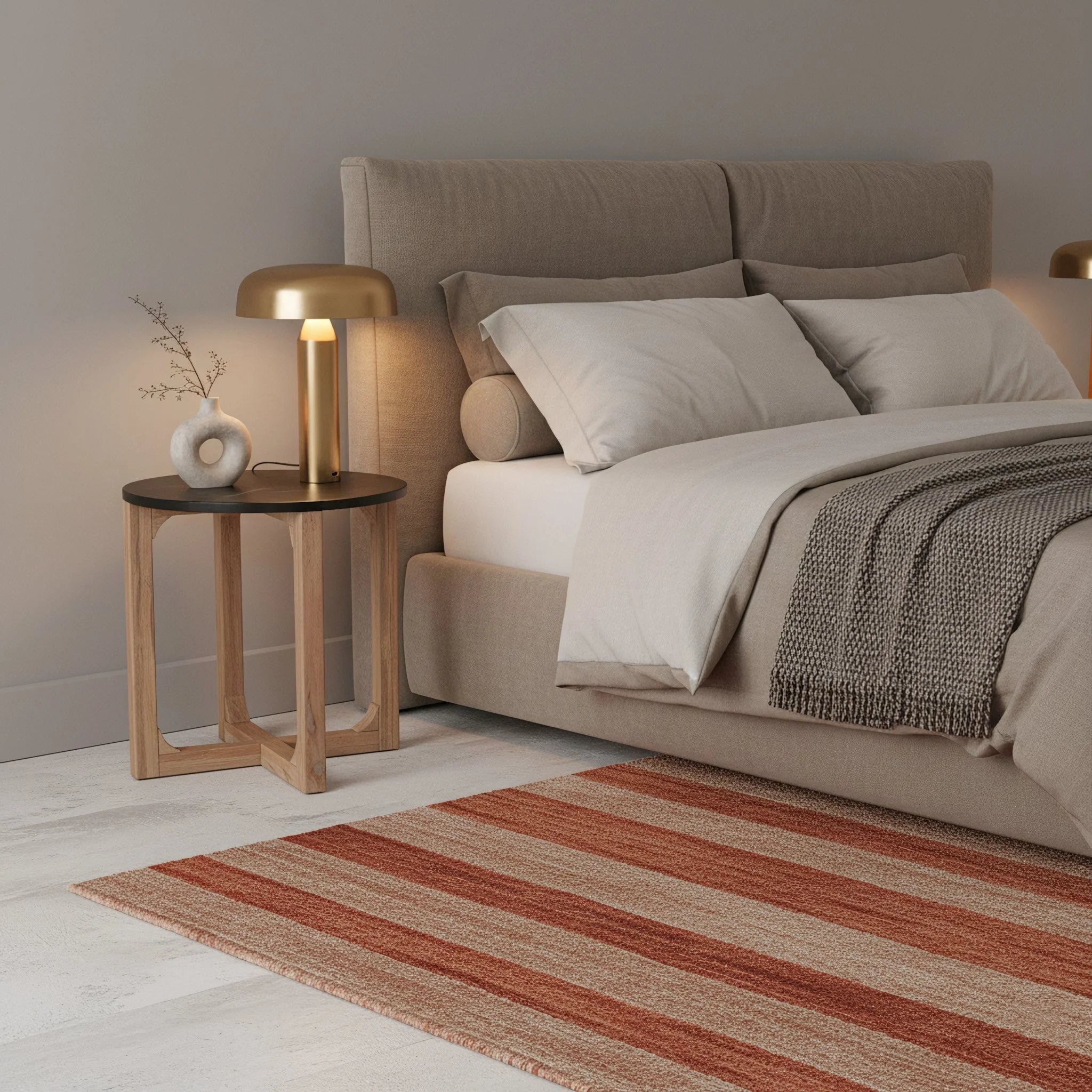 Lit rond en marbre noir et bois manguier clair, Ø50 cm