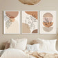 Tableau aux motifs abstraits et tons clairs en situation