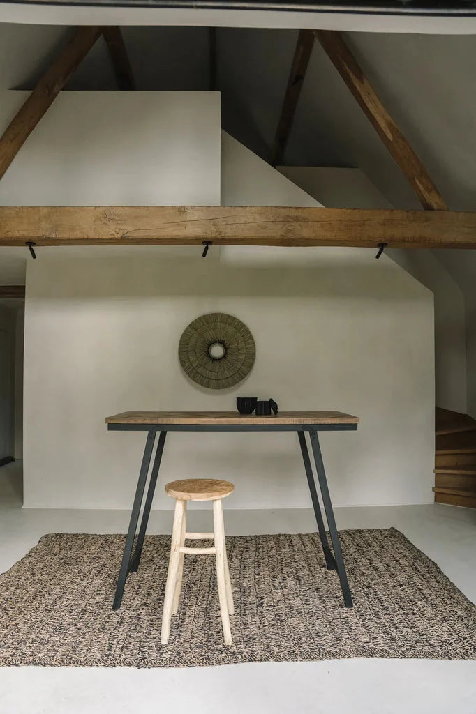 Tabouret de bar Kedut Naturel avec bureau en bois rustique et tabouret assorti