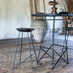 Tabouret de bar en métal teck noir élégant 41x42x77 cm, design minimaliste