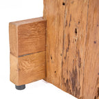 Face arrière du tabouret bloc en teck massif ajouré 40x40 cm, bois recyclé rustique