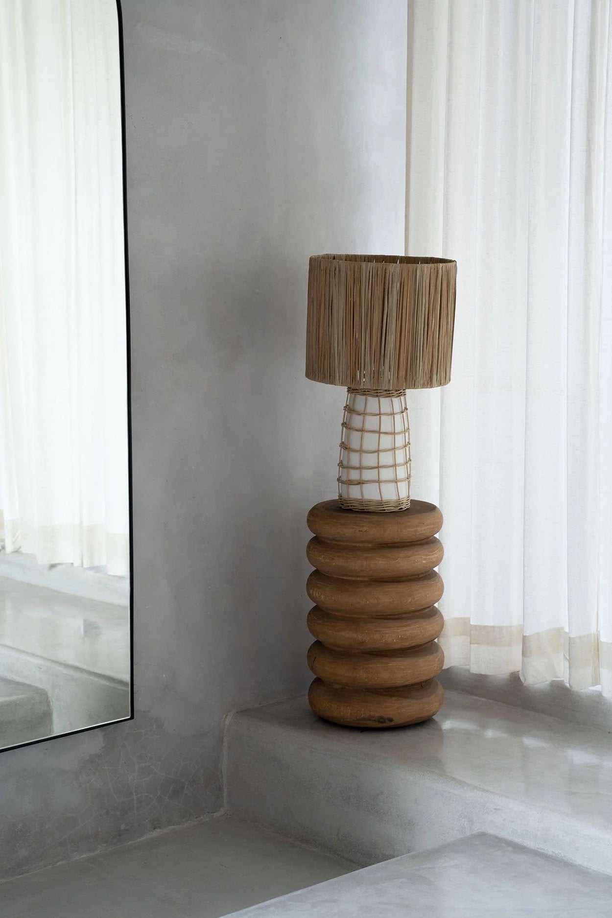 Tabouret en bois de suar finition naturelle forme cylindrique – H45 cm