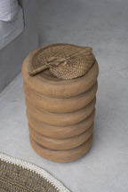 Tabouret en bois de suar finition naturelle forme cylindrique – H45 cm