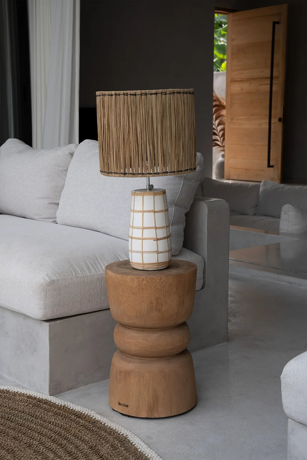 Tabouret en bois de suar naturel 45 cm fait main