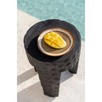 Tabouret en bois de suar noir effet martelé cylindrique – H45 cm