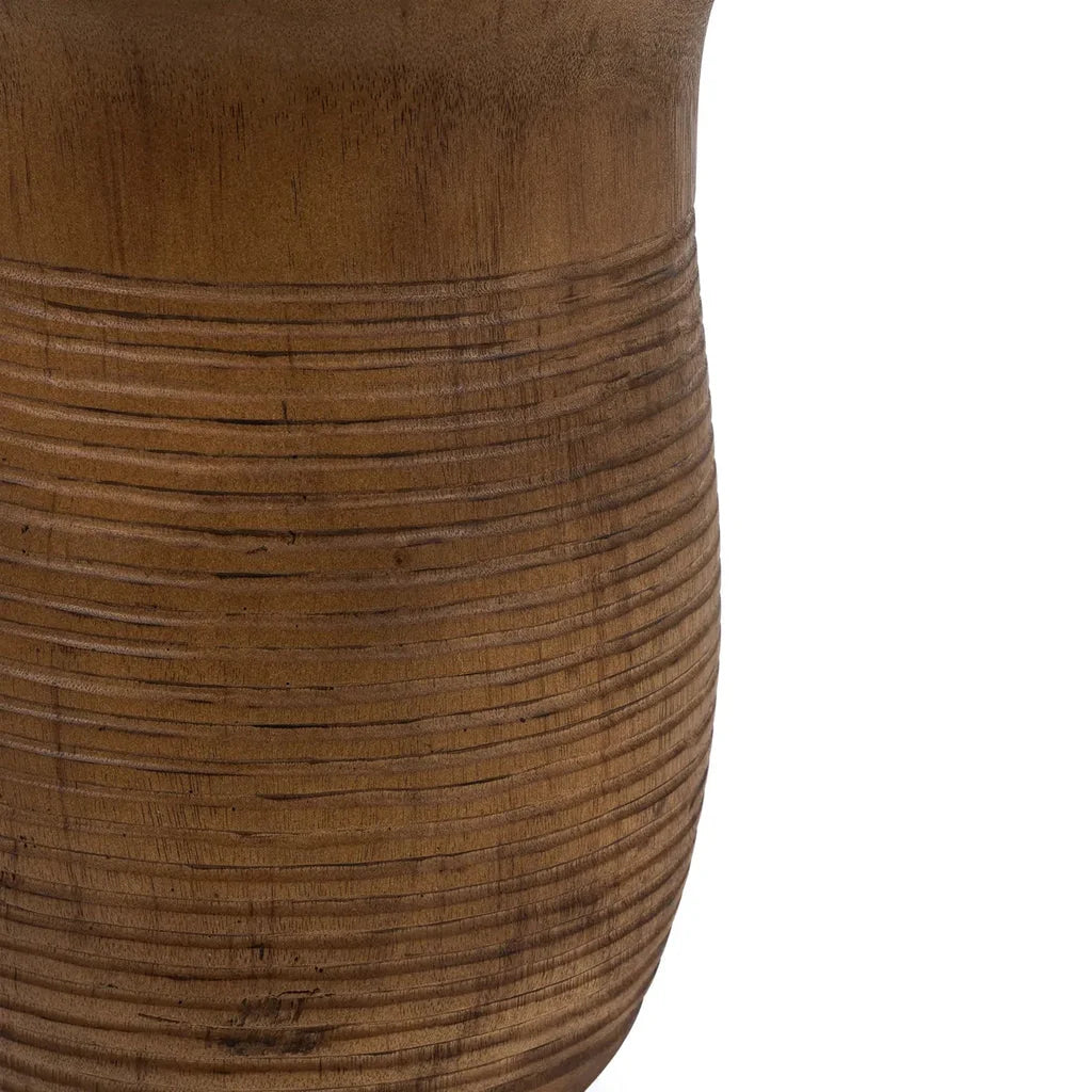 Vase en bois brun texturé pour Le tabouret Ezili Naturel