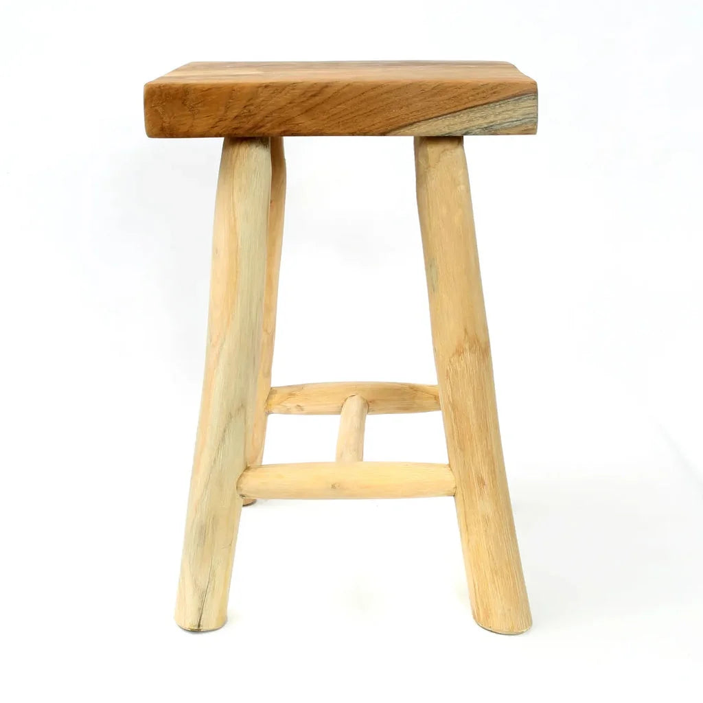 Tabouret Kudus en bois avec siège carré pour décoration intérieure élégante