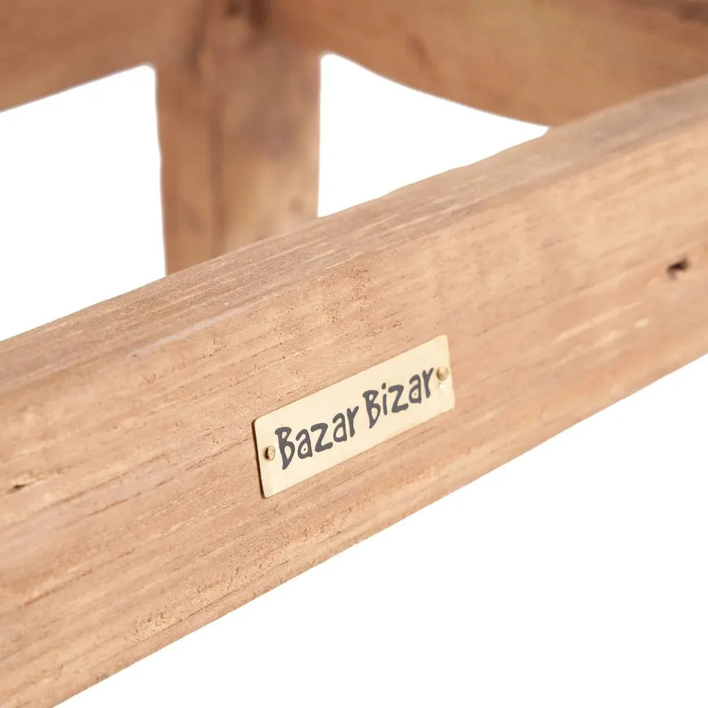 Mobilier en bois avec étiquette Bazar Bizar pour le tabouret rustique Fab Naturel