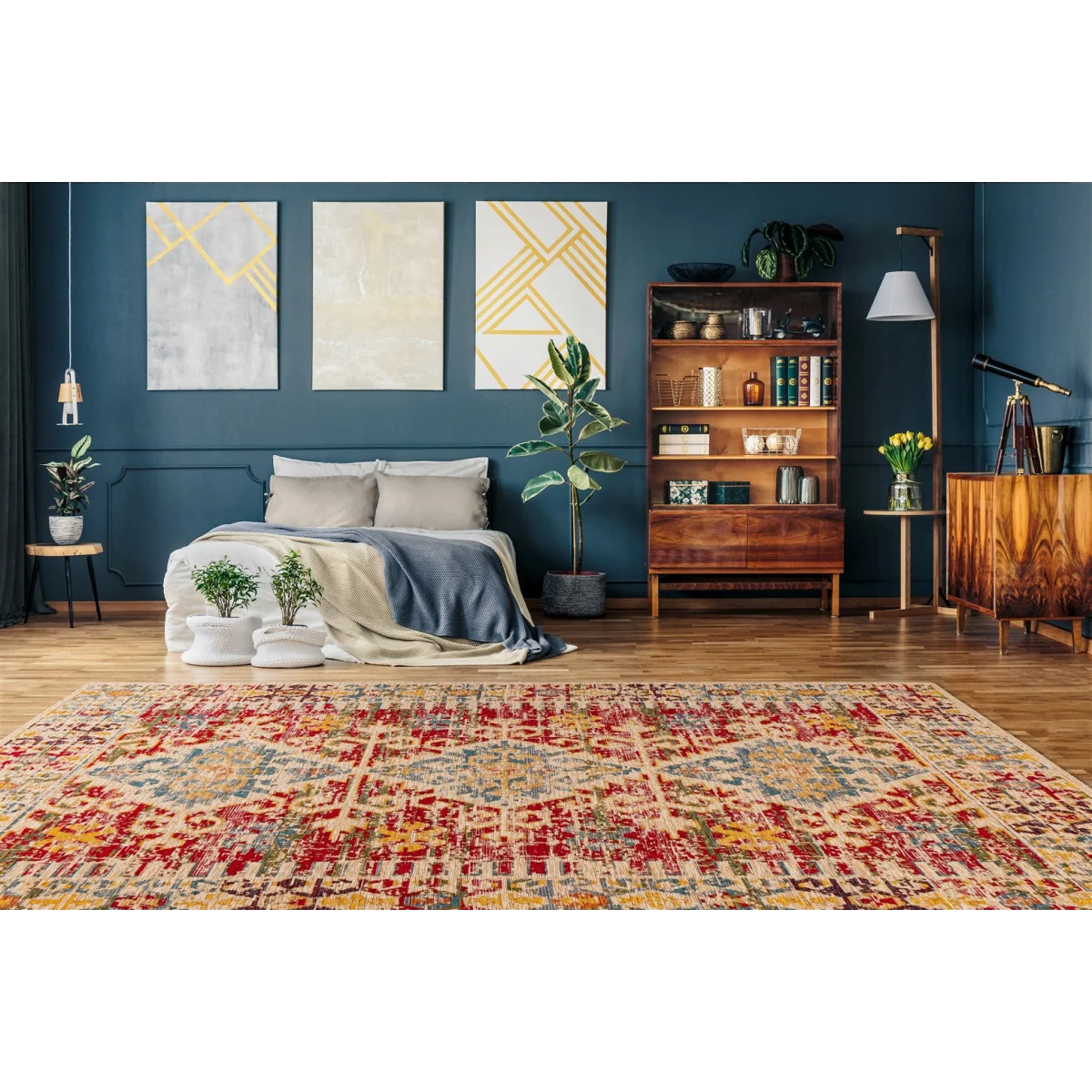 Tapis géométrique multicolore effet vieilli 120x180 cm avec motifs rouges, bleus et jaunes