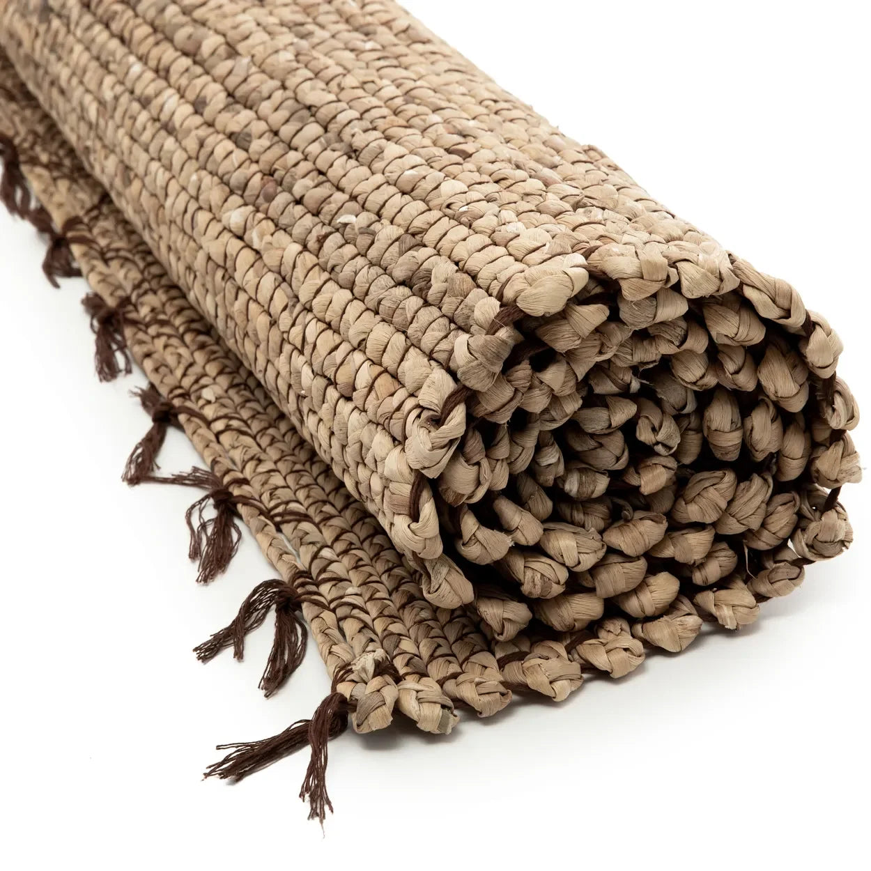 Tapis en jonc d’eau naturel brun tressé avec franges, dimensions 260x180 cm