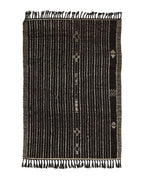 Tapis rectangulaire en laine noir rayé blanc cassé à franges, 309x205 cm