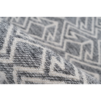 Tapis rectangulaire motif chevrons gris et crème 80x150 cm intérieur extérieur