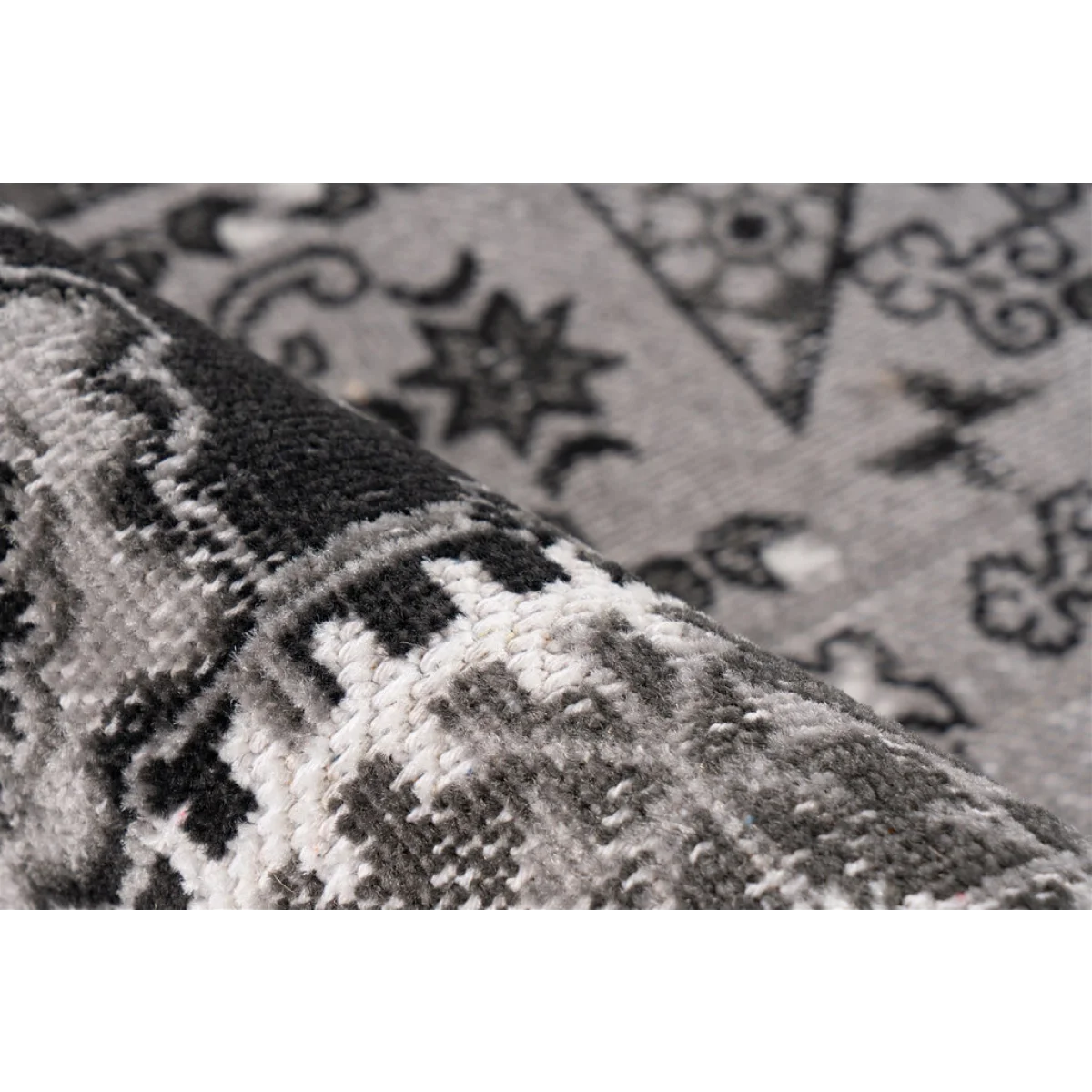 Tapis rectangulaire patchwork gris à motifs orientaux, 80x150 cm, poil court