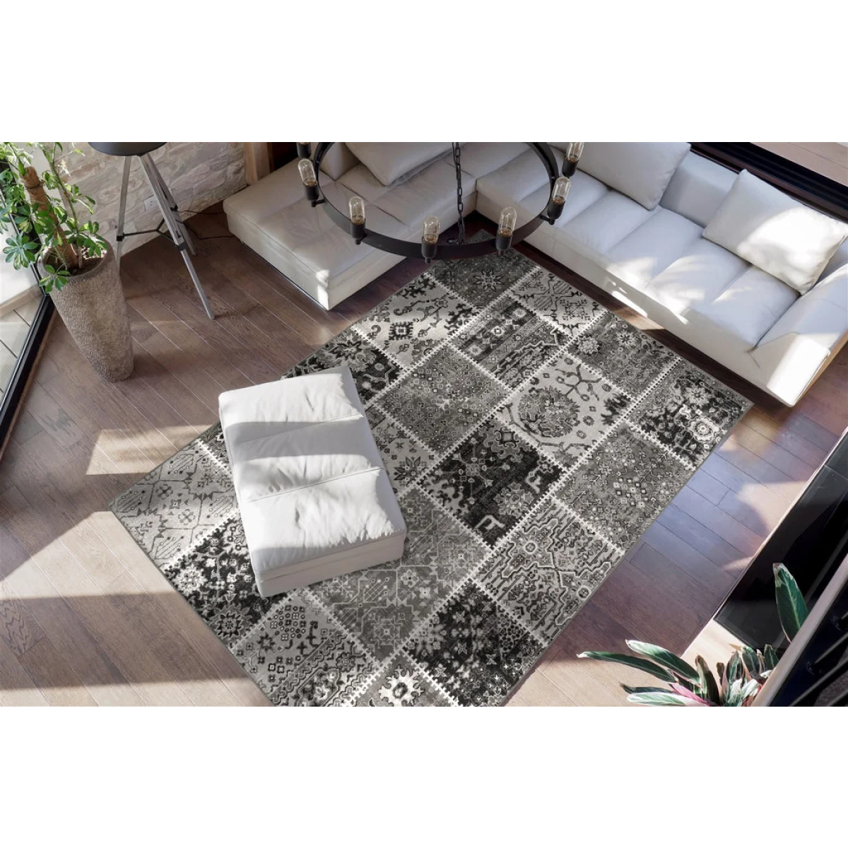 Tapis rectangulaire patchwork à poil court gris avec motifs orientaux 80x150 cm