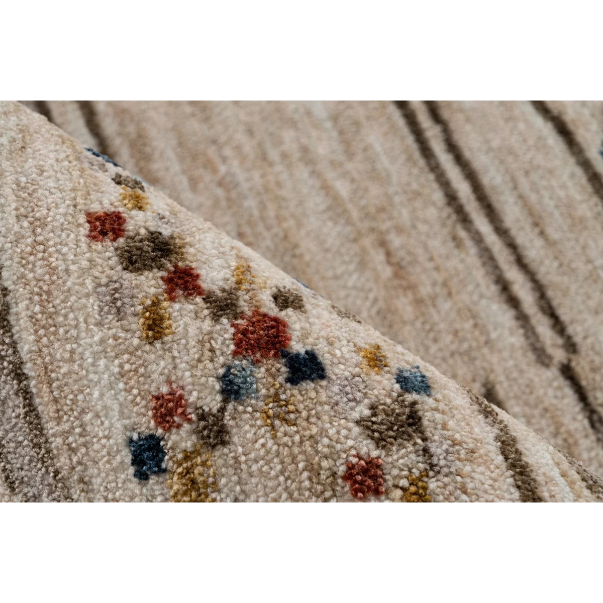 Tapis rectangulaire tissé multicolore en polyester doux avec beige et motifs subtils