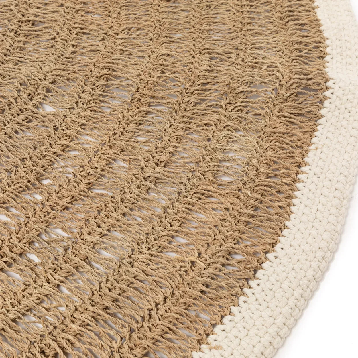 Tapis rond en jonc de mer et coton blanc naturel avec bord léger 150 cm