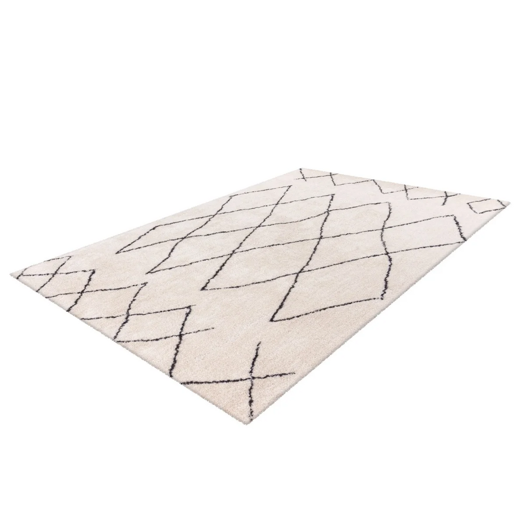 Tapis shaggy écru avec motifs losanges noirs en polyester for intérieur moderne