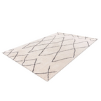 Tapis shaggy écru avec motifs losanges noirs en polyester for intérieur moderne
