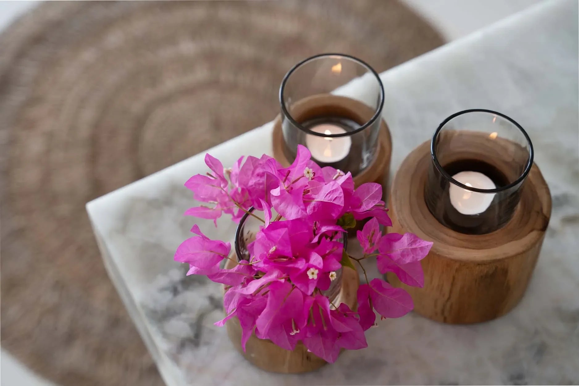 Trio de bougies en teck blanchi avec verre décoratif